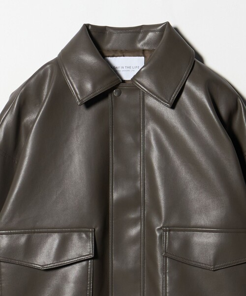 A DAY IN THE LIFE UNITED ARROWS(アデイインザライフユナイテッドアローズ)の「レザーライク A2ブルゾン <A DAY IN THE LIFE>(ブルゾン・レディース・ダークグレー/ダークブラウン/ブラック・FREE)」の16枚目の写真