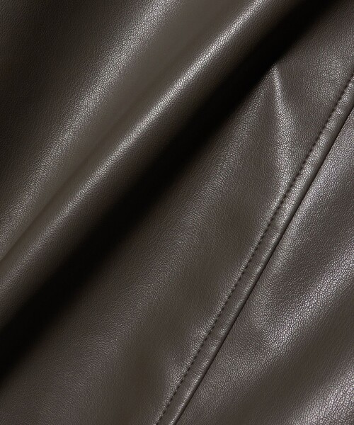 A DAY IN THE LIFE UNITED ARROWS(アデイインザライフユナイテッドアローズ)の「レザーライク A2ブルゾン <A DAY IN THE LIFE>(ブルゾン・レディース・ダークグレー/ダークブラウン/ブラック・FREE)」の18枚目の写真