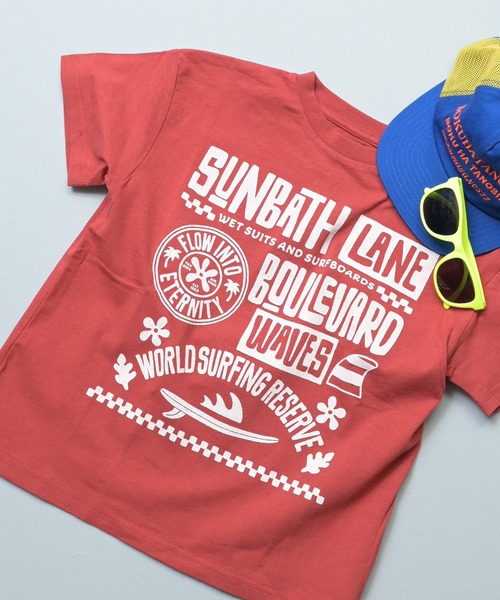 Life Support Products(ライフサポートプロダクツ)の「【プチプラ】サーフプリントTシャツ(Tシャツ/カットソー・キッズ・レッド/ピンク/オフホワイト/ブルー/ブラウン/カーキ/チャコール/マスタード/ベージュ/ダークブルー・130/150/140/100/95/90/80/120/110)」の10枚目の写真