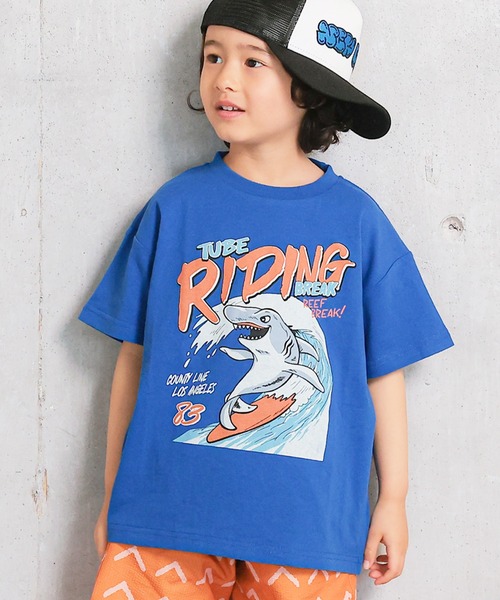 Life Support Products(ライフサポートプロダクツ)の「【プチプラ】サーフプリントTシャツ(Tシャツ/カットソー・キッズ・レッド/ピンク/オフホワイト/ブルー/ブラウン/カーキ/チャコール/マスタード/ベージュ/ダークブルー・130/150/140/100/95/90/80/120/110)」の6枚目の写真