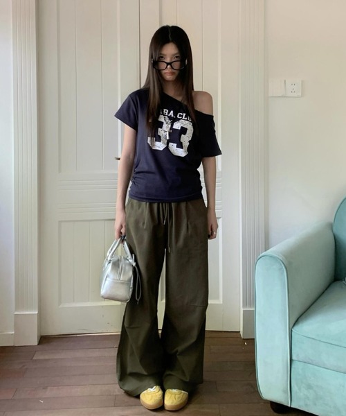 SHEPP（シープ）の「【26年春夏新作】アソートワンショルロゴプリント半袖Tシャツ（Tシャツ/カットソー・レディース・ネイビー/ライトグレー/ブラウン・L/M）」の4枚目の写真