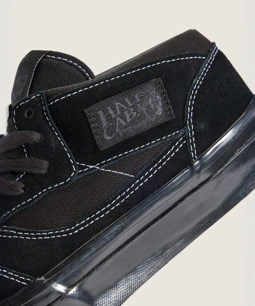 VANS(バンズ)の「VANS PREMIUM ハーフキャブ / LX Half Cab Reissue 33 BLACK/B VN000E97BKA1(スニーカー・メンズ・ブラック×ブラック・11/10.5/10/9/8.5/8/7.5/7/6.5/6/5.5/5)」の5枚目の写真