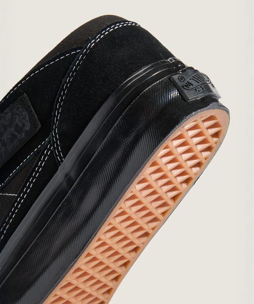 VANS(バンズ)の「VANS PREMIUM ハーフキャブ / LX Half Cab Reissue 33 BLACK/B VN000E97BKA1(スニーカー・メンズ・ブラック×ブラック・11/10.5/10/9/8.5/8/7.5/7/6.5/6/5.5/5)」の6枚目の写真