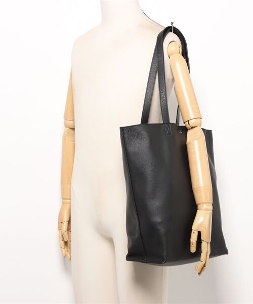 A.P.C.（アーペーセー）の「CABAS MAIKO（ショルダーバッグ・レディース・ブラック・ONESIZE）」の5枚目の写真