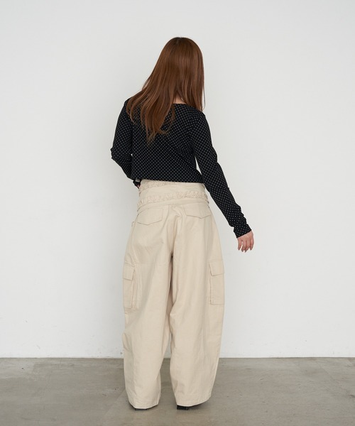 RAY CASSIN（レイカズン）の「デザインベルト付カーゴパンツ（カーゴパンツ・レディース・アイボリー/ベージュ/カーキ・FREE）」の17枚目の写真