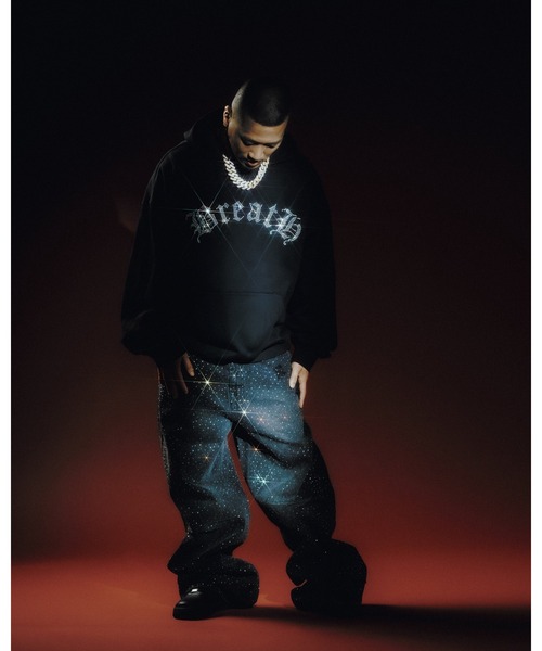 BREATH(ブレス)の「OLD ENGLISH LOGO RHINESTONE HOODIE(パーカー・メンズ・ブラック・XX-LARGE/MEDIUM/X-LARGE/SMALL/LARGE)」の7枚目の写真