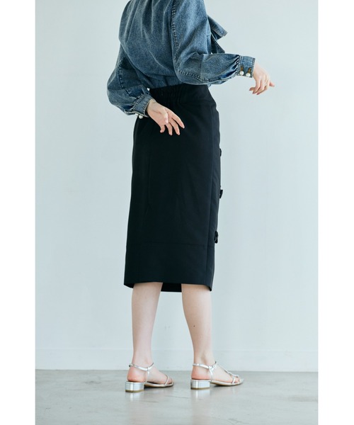 Audie a Muses(オーディアミューズ)の「ライトデニムカラーステッチブラウス(シャツ/ブラウス・レディース・ネイビー・42/38)」の14枚目の写真