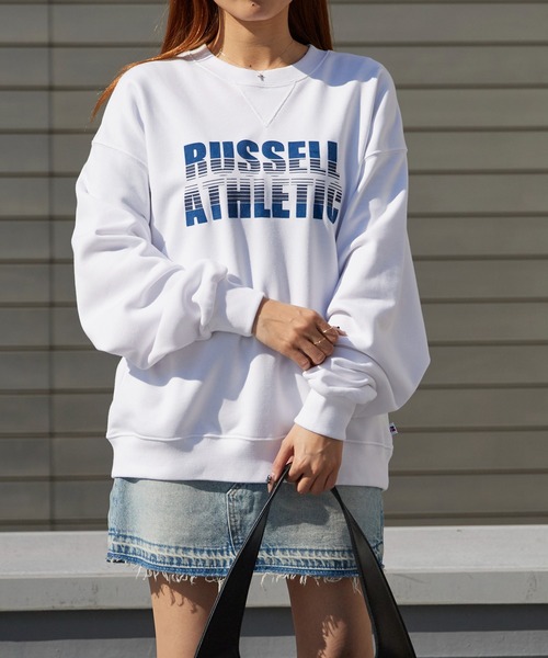 Russell Athletic(ラッセルアスレティック)の「Russell Athletic/ラッセルアスレティック Nu Blend Sweat Gradient Logo CN ボックスシルエット グラフィックデザイン スウェット 2026年春夏春服 夏服(スウェット・メンズ・ホワイト/アッシュグレー/ネイビー/チャコール・M/L/XL)」の7枚目の写真