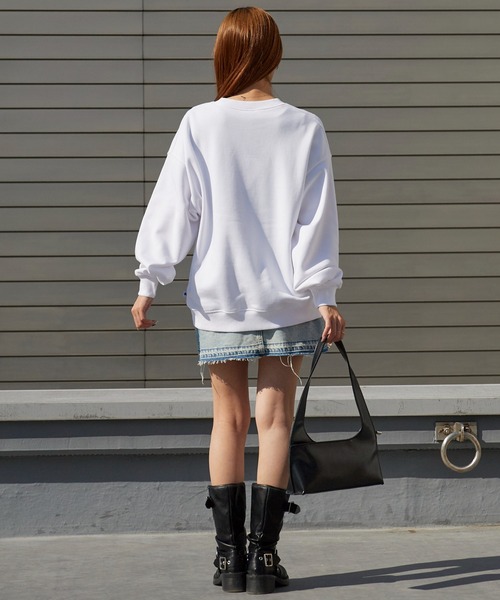 Russell Athletic(ラッセルアスレティック)の「Russell Athletic/ラッセルアスレティック Nu Blend Sweat Gradient Logo CN ボックスシルエット グラフィックデザイン スウェット 2026年春夏春服 夏服(スウェット・メンズ・ホワイト/アッシュグレー/ネイビー/チャコール・M/L/XL)」の12枚目の写真