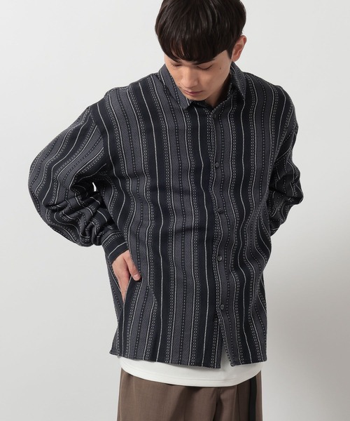 LAKOLE(ラコレ)の「ドビーストライプ長袖シャツ / 646594(シャツ/ブラウス・メンズ・ベージュ/ブラック・MEDIUM/LARGE)」の4枚目の写真