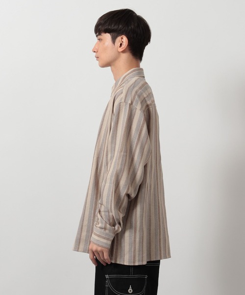 LAKOLE(ラコレ)の「ドビーストライプ長袖シャツ / 646594(シャツ/ブラウス・メンズ・ベージュ/ブラック・MEDIUM/LARGE)」の8枚目の写真