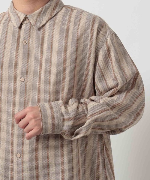 LAKOLE(ラコレ)の「ドビーストライプ長袖シャツ / 646594(シャツ/ブラウス・メンズ・ベージュ/ブラック・MEDIUM/LARGE)」の11枚目の写真