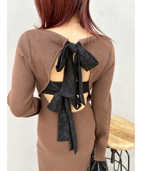 EVRIS（エヴリス）の「バックリボンロングニットワンピース（ワンピース・レディース・ブラウン/ブルー/ブラック・FREE）」の7枚目の写真