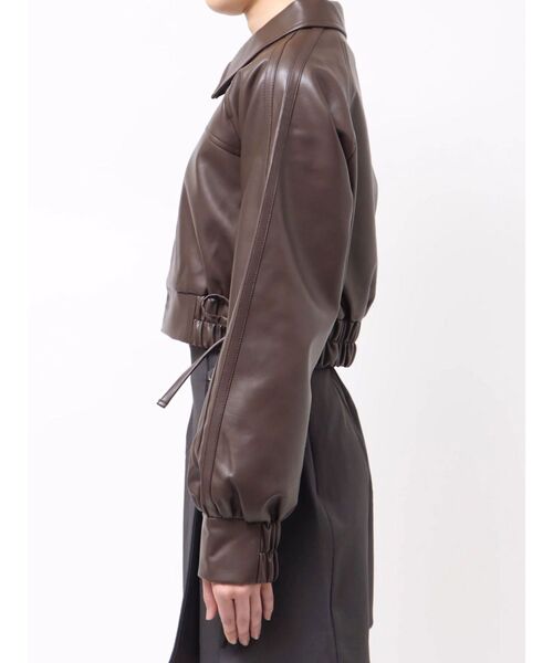 dazzlin（ダズリン）の「サイドギャザーショートブルゾン（ブルゾン・レディース・ダークブラウン/アイボリー・FREE）」の21枚目の写真