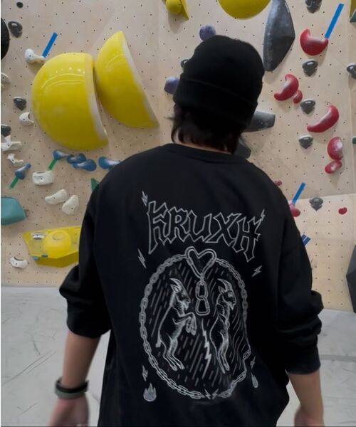 KRUXH(クルクス)の「GOAT ロングスリーブ ブラック(Tシャツ/カットソー・レディース・その他・1/2/3)」の5枚目の写真