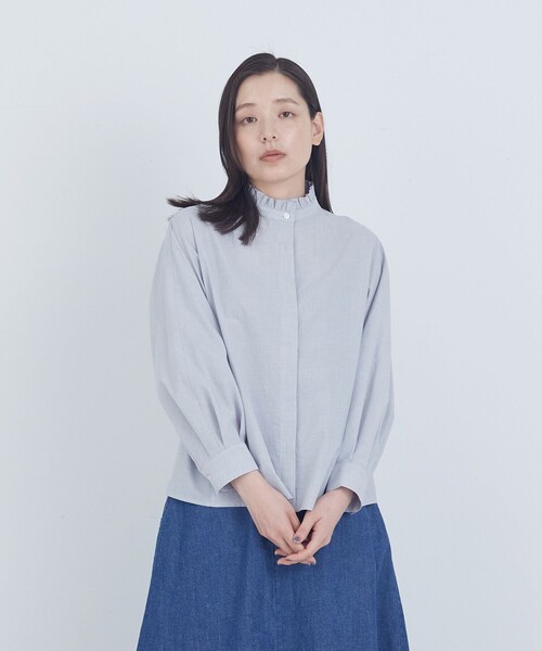 ADIEU TRISTESSE(アデュートリステス)の「コットンフリルカラーブラウス(シャツ/ブラウス・レディース・サックスブルー/ネイビー/ライトグレー・38)」の2枚目の写真