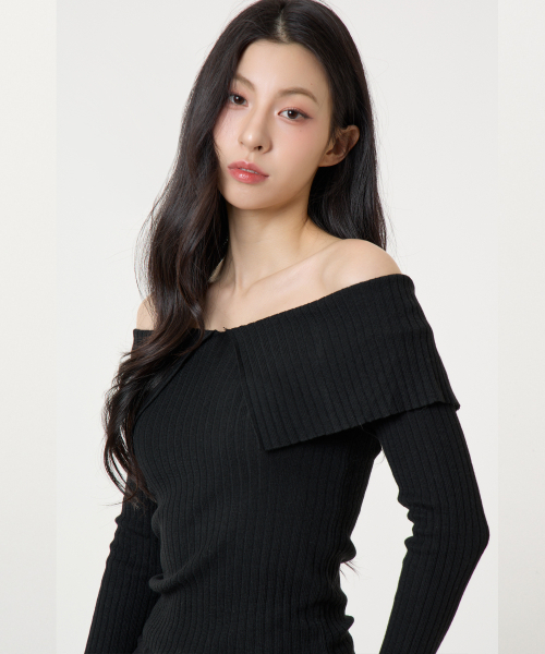 UNKNOWN PLANET（アンノウンプラネット）の「ラッフルボートネックロングスリーブニットトップブラック（ニット/セーター・レディース・その他・FREE）」の7枚目の写真