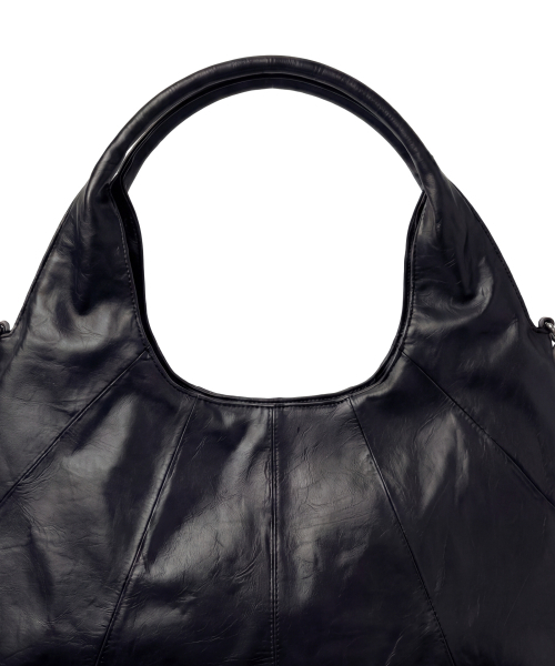 IDWS(アイドンワナセル)の「Pitcher Hobo Bag Black(ショルダーバッグ・レディース・その他・OS)」の5枚目の写真
