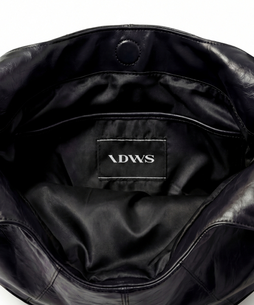 IDWS(アイドンワナセル)の「Pitcher Hobo Bag Black(ショルダーバッグ・レディース・その他・OS)」の6枚目の写真
