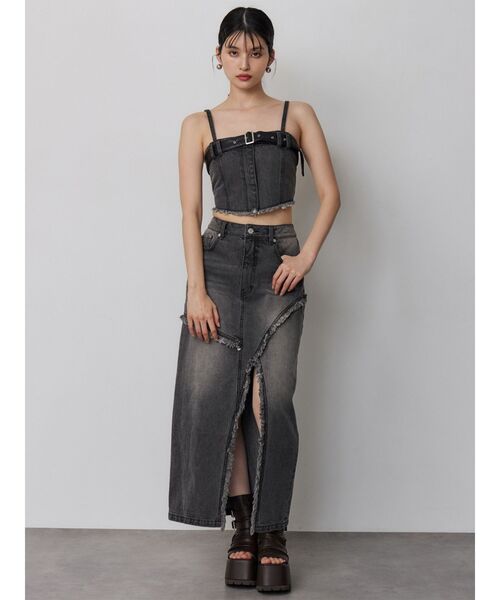 MURUA(ムルーア)の「【セットアップ対応】フリンジスリットデニムスカート 夏服(デニムスカート・レディース・ブラック/ブルー・2/1)」の4枚目の写真