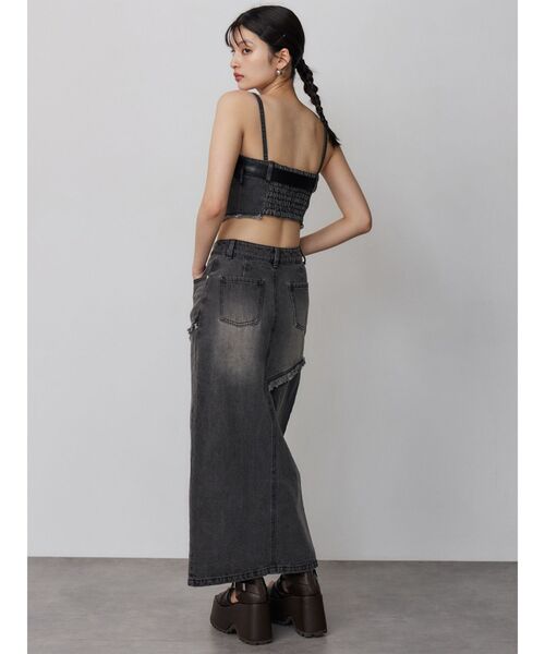 MURUA(ムルーア)の「【セットアップ対応】フリンジスリットデニムスカート 夏服(デニムスカート・レディース・ブラック/ブルー・2/1)」の7枚目の写真