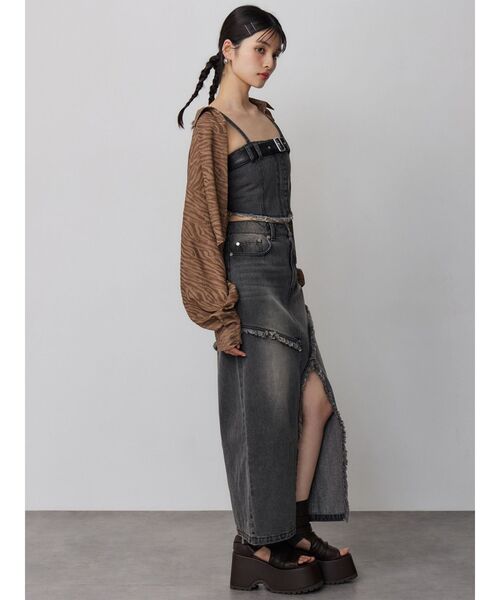 MURUA(ムルーア)の「【セットアップ対応】フリンジスリットデニムスカート 夏服(デニムスカート・レディース・ブラック/ブルー・2/1)」の9枚目の写真