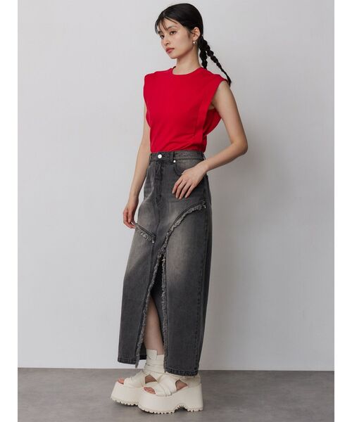 MURUA(ムルーア)の「【セットアップ対応】フリンジスリットデニムスカート 夏服(デニムスカート・レディース・ブラック/ブルー・2/1)」の17枚目の写真