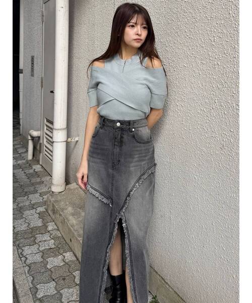 MURUA(ムルーア)の「【セットアップ対応】フリンジスリットデニムスカート 夏服(デニムスカート・レディース・ブラック/ブルー・2/1)」の7枚目の写真