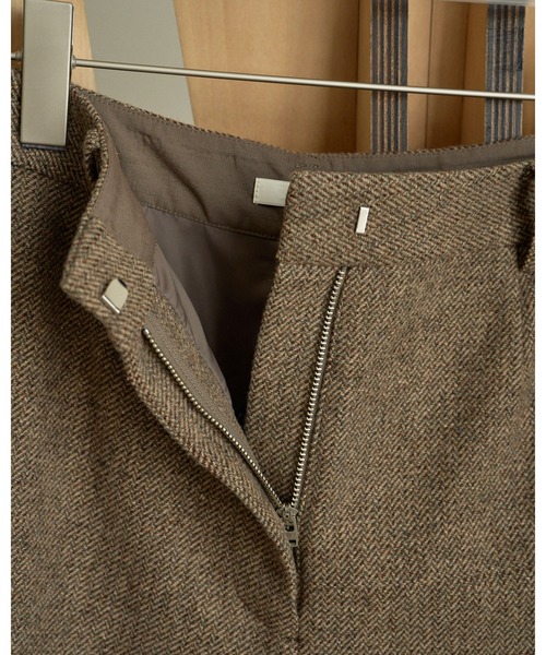 anuke(アンヌーク)の「Herringbone Short Pants(その他パンツ・レディース・ベージュ/チャコールグレー・36inch/38inch)」の9枚目の写真