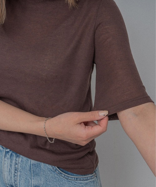 OFROOM(オフルーム)の「Sheer Layered Half Sleeve Tee|シアーレイヤードハーフスリーブTee(Tシャツ/カットソー・レディース・グレー系1/イエロー系/ネイビー系・FREE)」の6枚目の写真
