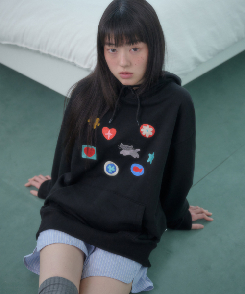 ambler(エムブラー)の「シンボル刺繍フードTシャツ AHP1301 (ブラック)(パーカー・レディース・その他・SMALL/MEDIUM/LARGE)」の1枚目の写真