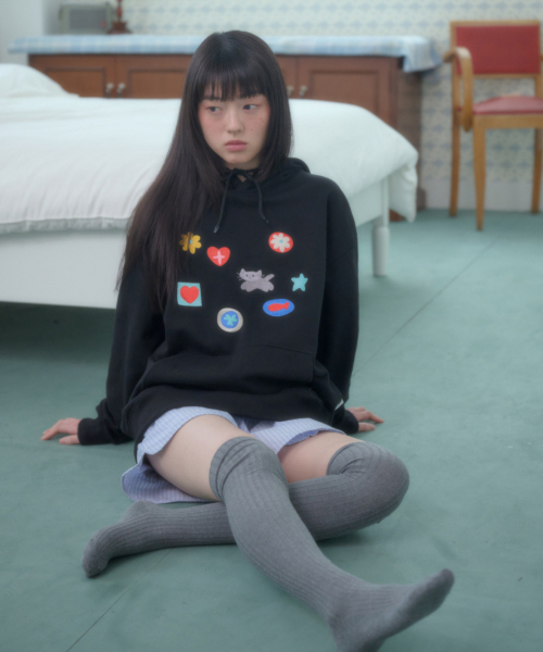 ambler(エムブラー)の「シンボル刺繍フードTシャツ AHP1301 (ブラック)(パーカー・レディース・その他・SMALL/MEDIUM/LARGE)」の2枚目の写真