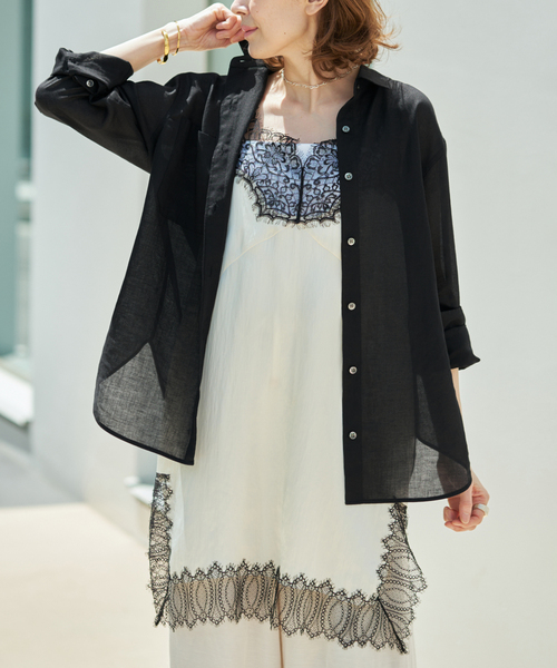 VERMEIL par iena(ヴェルメイユパーイエナ)の「Airy Ramie Over シャツ(シャツ/ブラウス・レディース・ブラック/ブルー/ホワイト・FREE)」の7枚目の写真