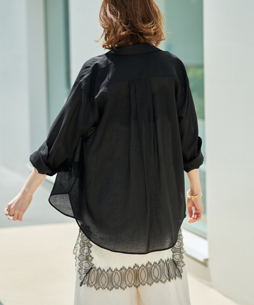 VERMEIL par iena(ヴェルメイユパーイエナ)の「Airy Ramie Over シャツ(シャツ/ブラウス・レディース・ブラック/ブルー/ホワイト・FREE)」の8枚目の写真