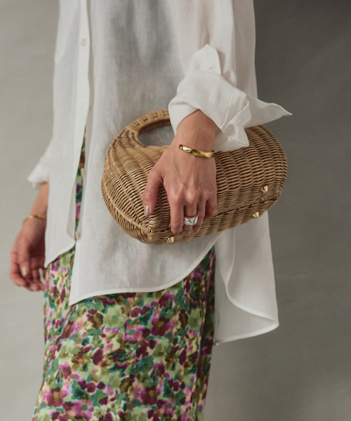 VERMEIL par iena(ヴェルメイユパーイエナ)の「Airy Ramie Over シャツ(シャツ/ブラウス・レディース・ブラック/ブルー/ホワイト・FREE)」の20枚目の写真