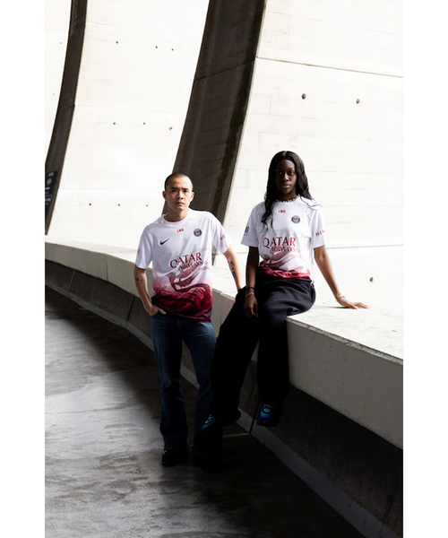 NIKE(ナイキ)の「【Paris Saint-Germain 】Team Wang Collector's Item Uniform(Tシャツ/カットソー・メンズ・ホワイト・X-LARGE/LARGE/MEDIUM/XX-LARGE)」の8枚目の写真