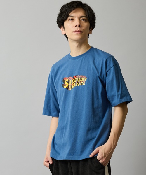 En serio TOKYO（エンソリオトーキョー）の「【SIDEWAYSTANCE】3Dロゴ半袖Tシャツ 70709（Tシャツ/カットソー・メンズ・ホワイト/ダークブルー/ブラック・SMALL/MEDIUM/X-LARGE）」の22枚目の写真