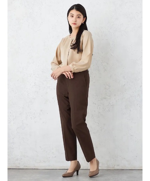 HARUYAMA(ハルヤマ)の「ソフトツイル前タックブラウス カットソー ソフィーチェ ウォッシャブル 通年 【SOFFICE】(シャツ/ブラウス・レディース・オフホワイト/サックスブルー/ベージュ・M/LL/L/S)」の7枚目の写真