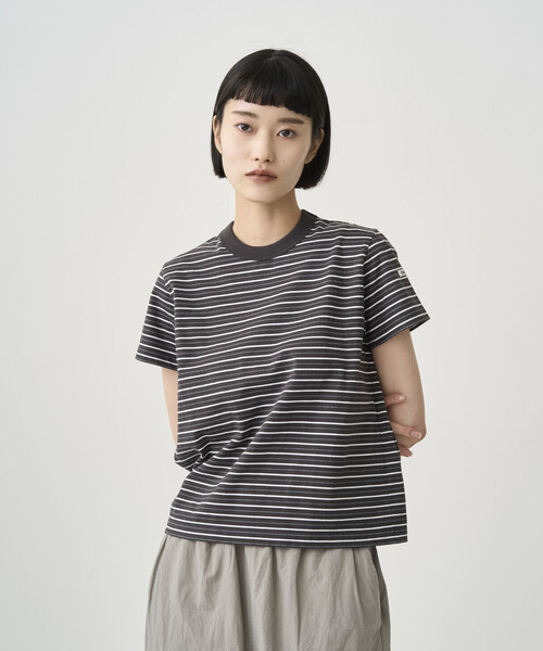 ORCIVAL(オーシバル)の「ORCIVAL | コットン ストレッチ クルーネック半袖Tシャツ WOMEN(Tシャツ/カットソー・レディース・ブルー系その他5/グレー系その他/ブラック系その他/レッド系その他・1/2)」の15枚目の写真