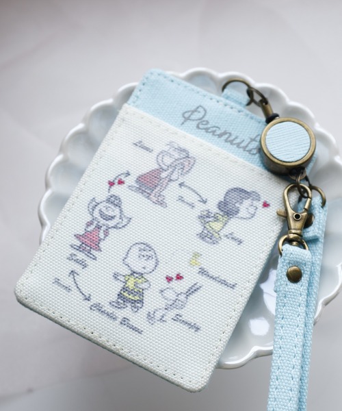 FUNALIVE（ファンアライブ）の「SNOOPY スヌーピーシングルパスケース リール付き（パスケース・レディース・アイボリー・FREE）」の13枚目の写真