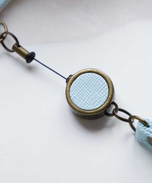 FUNALIVE（ファンアライブ）の「SNOOPY スヌーピーシングルパスケース リール付き（パスケース・レディース・アイボリー・FREE）」の2枚目の写真