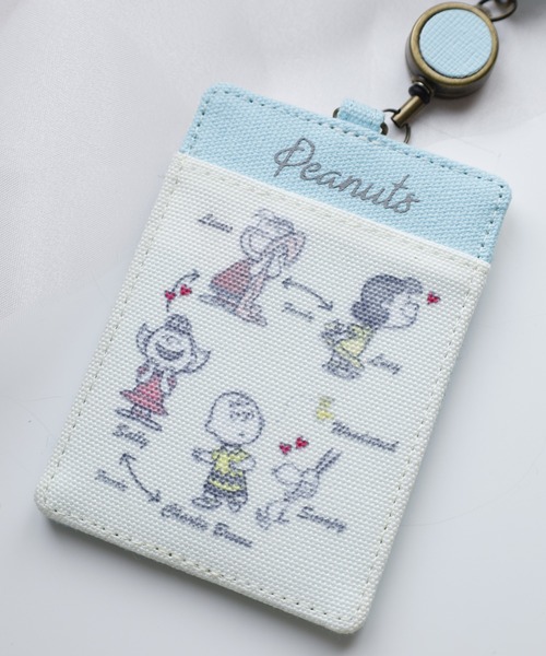 FUNALIVE（ファンアライブ）の「SNOOPY スヌーピーシングルパスケース リール付き（パスケース・レディース・アイボリー・FREE）」の5枚目の写真