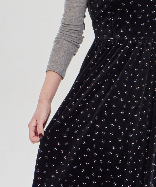 MAIA(マイア)の「ベルベットフラワーワンピース-ピンク(テンセルTシャツセット)(ワンピース・レディース・その他・MEDIUM/LARGE)」の10枚目の写真