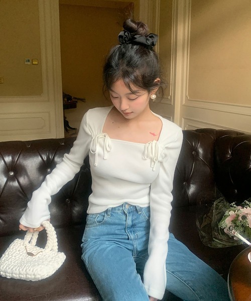 Girly Doll(ガーリードール)の「スクエアネックリボン付き長袖カットソー(Tシャツ/カットソー・レディース・グレー/ホワイト・FREE)」の10枚目の写真