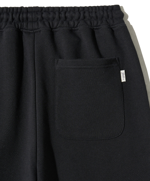 YALE(イェール)の「スモールアーチワンタックスウェットパンツ_ブラック(スウェットパンツ・レディース・その他・SMALL/MEDIUM/LARGE/X-LARGE)」の5枚目の写真