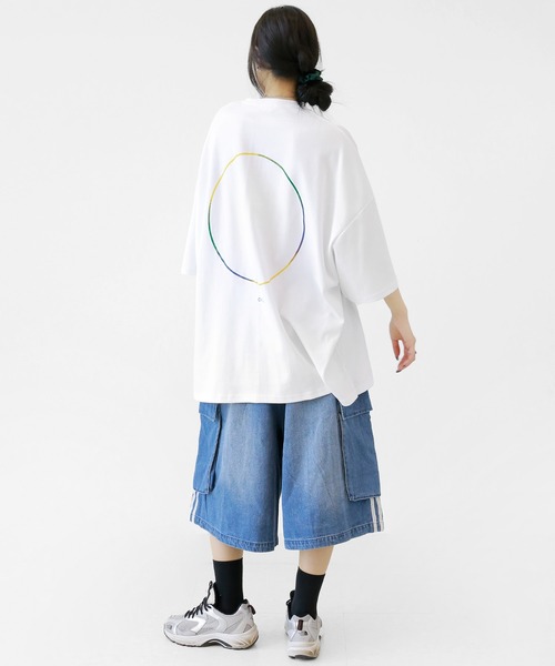 minsobi(ミンソビ)の「トラックラインデニムバミューダパンツ(カーゴパンツ・レディース・ブラック/ブルー・FREE)」の15枚目の写真