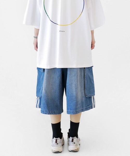 minsobi(ミンソビ)の「トラックラインデニムバミューダパンツ(カーゴパンツ・レディース・ブラック/ブルー・FREE)」の20枚目の写真
