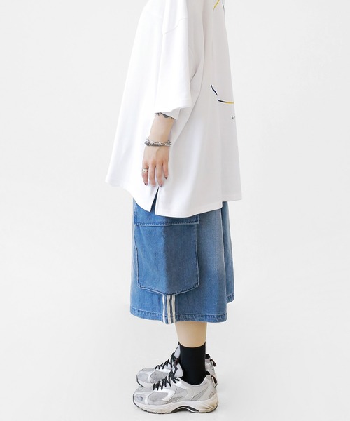 minsobi(ミンソビ)の「トラックラインデニムバミューダパンツ(カーゴパンツ・レディース・ブラック/ブルー・FREE)」の21枚目の写真