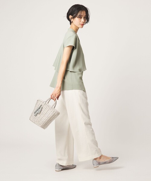 green label relaxing(グリーンレーベルリラクシング)の「ジョーゼット ヨークフレア ショートスリーブ ブラウス マシンウォッシャブル 接触冷感(シャツ/ブラウス・レディース・オリーブ/オフホワイト/ダークグレー・FREE)」の21枚目の写真
