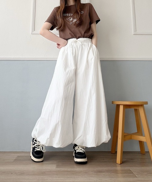 Nana(ナナ)の「ボリュームバルーンワイドパンツ(その他パンツ・レディース・ホワイト・FREE)」の7枚目の写真
